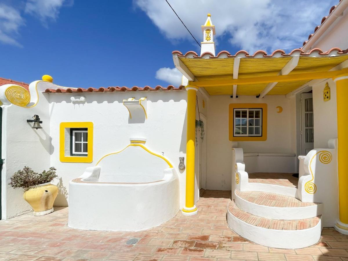 Charming Countryside Home With Fireplace & Patio อัลคัลจิง ภายนอก รูปภาพ