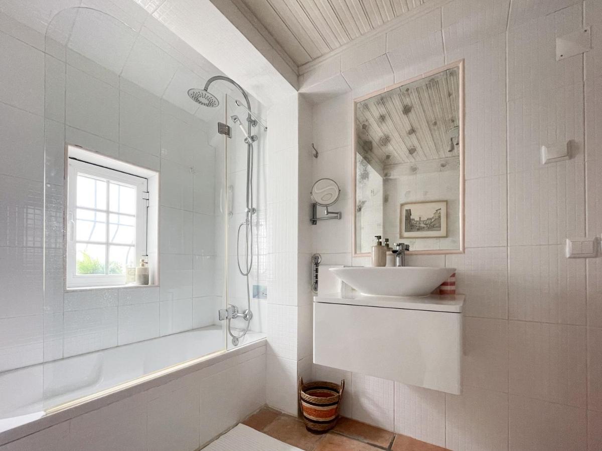 Charming Countryside Home With Fireplace & Patio อัลคัลจิง ภายนอก รูปภาพ