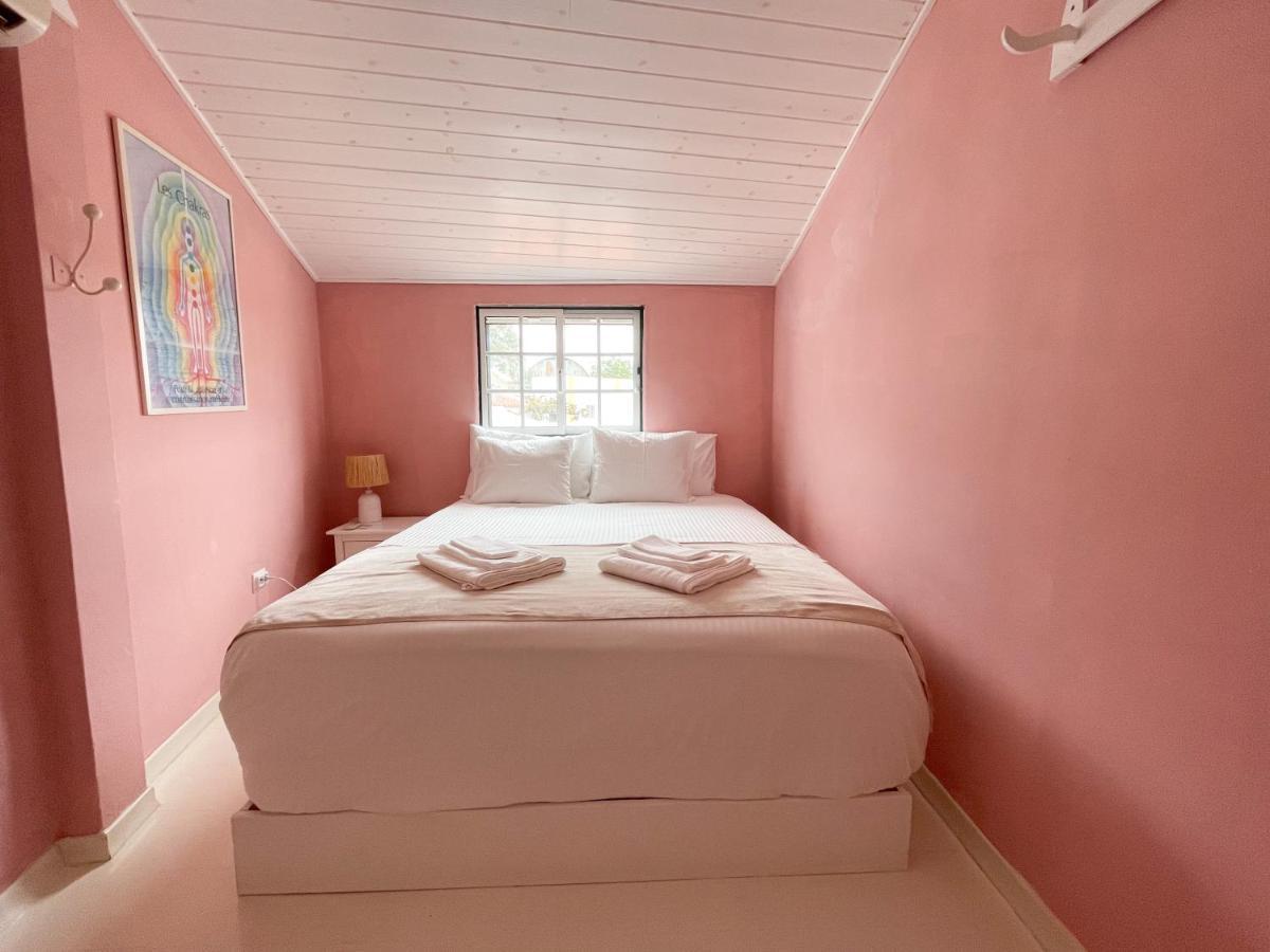 Charming Countryside Home With Fireplace & Patio อัลคัลจิง ภายนอก รูปภาพ