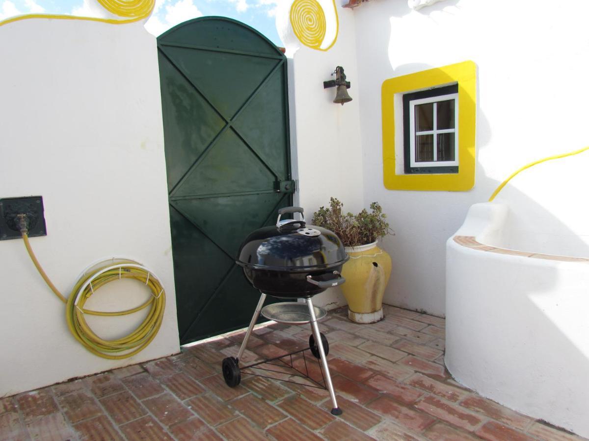 Charming Countryside Home With Fireplace & Patio อัลคัลจิง ภายนอก รูปภาพ